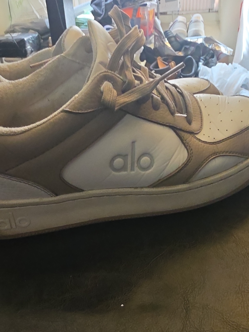 ALO Yoga Men’s Low-Top Sneakers in White and Tan